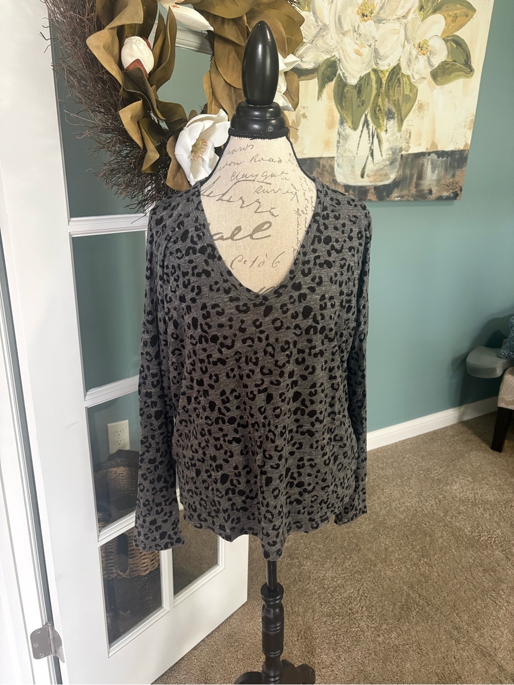 Rails Gray Leopard V-Neck Long Sleeve Top